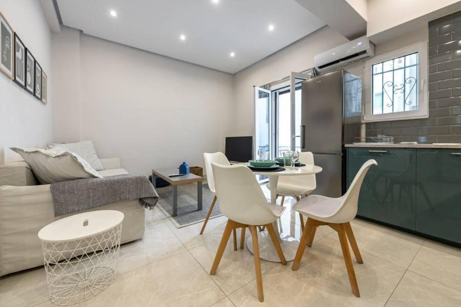 The Mint'S Apartment Iofontos Athene Buitenkant foto