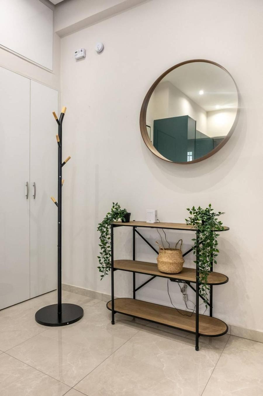 The Mint'S Apartment Iofontos Athene Buitenkant foto